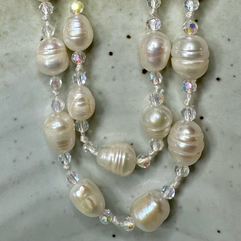NEW-Handmade Classic White Pearl and Crystal Bead Necklace - Picture 8 of 12